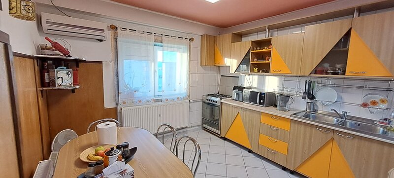 13 Septembrie - Sebastian, 2 camere, decomandat, 61 mp, bloc reabilitat